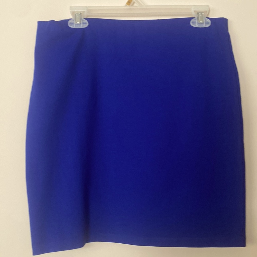 Royal Blue pull on skirt - Picture 3 of 7